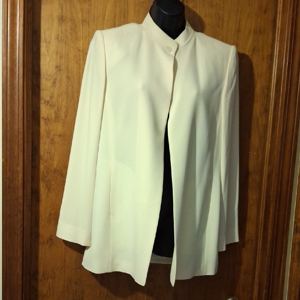 Ellen Tracy Cream Women's Blazer
